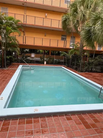 365 NE 125th Street North Miami FL 33161