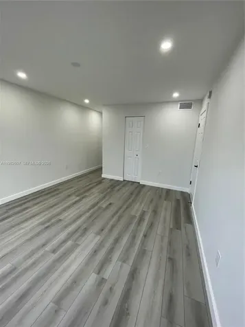 365 NE 125th Street North Miami FL 33161