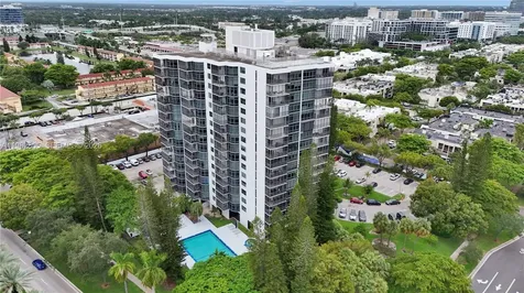 20100 W Country Club Drive Aventura FL 33180