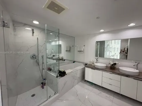 495 Brickell Avenue Miami FL 33131
