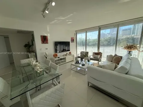 495 Brickell Avenue Miami FL 33131