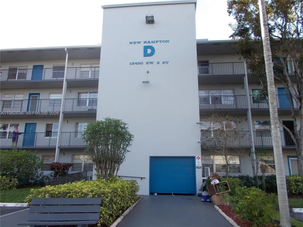 13450 SW 3rd Street Pembroke Pines FL 33027