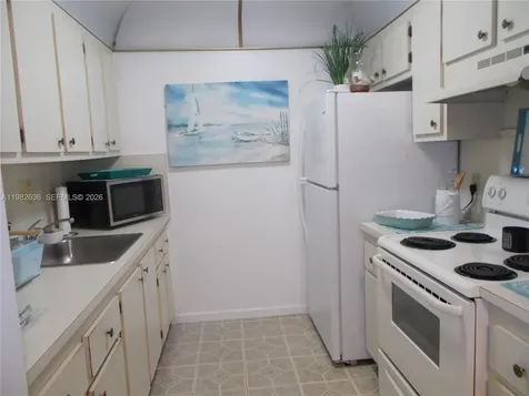 13450 SW 3rd Street Pembroke Pines FL 33027