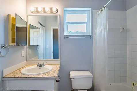 16061 Emerald Cove Road Weston FL 33331