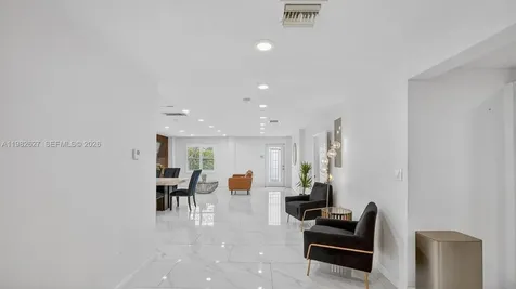 2845 SW 67th Avenue Miami FL 33155