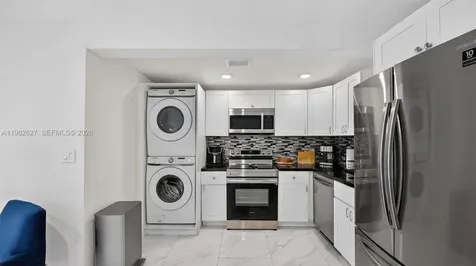 2845 SW 67th Avenue Miami FL 33155