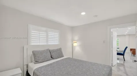 2845 SW 67th Avenue Miami FL 33155