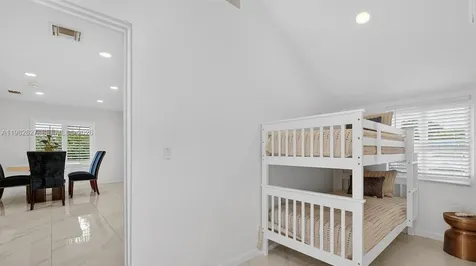 2845 SW 67th Avenue Miami FL 33155
