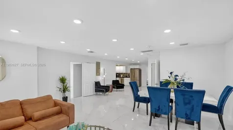 2845 SW 67th Avenue Miami FL 33155