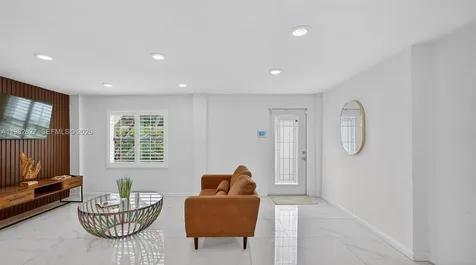 2845 SW 67th Avenue Miami FL 33155