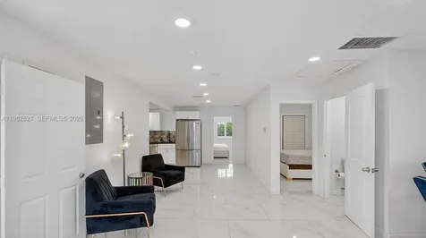 2845 SW 67th Avenue Miami FL 33155