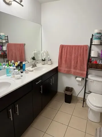 424 NE 194th Terrace Miami FL 33179