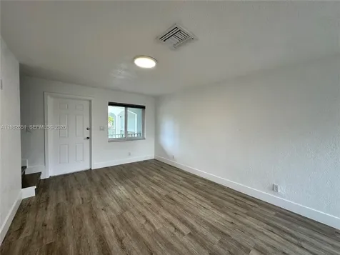 913 NE 17th Street Fort Lauderdale FL 33305