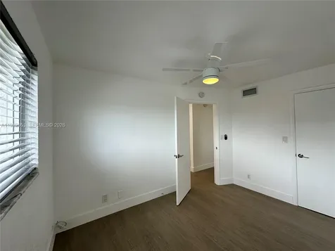 913 NE 17th Street Fort Lauderdale FL 33305