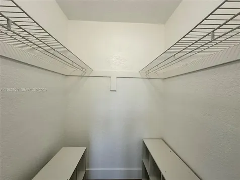 913 NE 17th Street Fort Lauderdale FL 33305