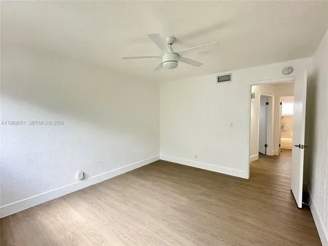 913 NE 17th Street Fort Lauderdale FL 33305