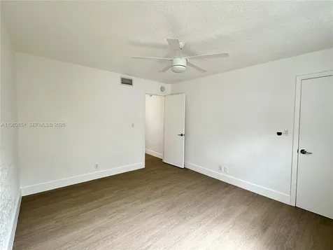 913 NE 17th Street Fort Lauderdale FL 33305