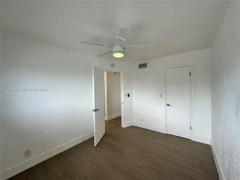 913 NE 17th Street Fort Lauderdale FL 33305