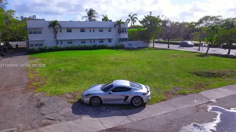 5215 Biscayne Boulevard Miami FL 33137