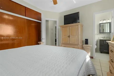 4660 W 9th Avenue Hialeah FL 33012