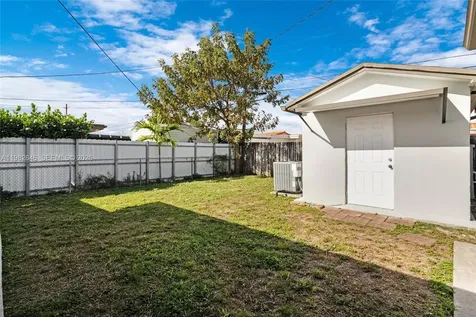 4660 W 9th Avenue Hialeah FL 33012