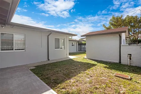 4660 W 9th Avenue Hialeah FL 33012