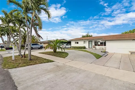 4660 W 9th Avenue Hialeah FL 33012