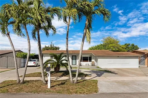 4660 W 9th Avenue Hialeah FL 33012