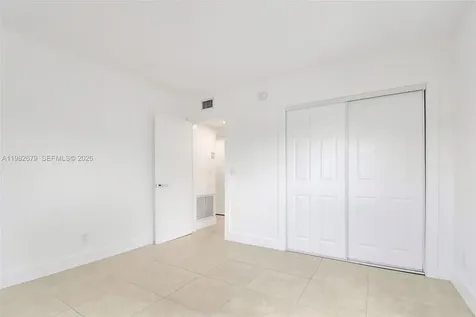 407 SE 9th Court Hallandale Beach FL 33009