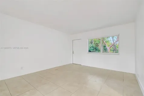 407 SE 9th Court Hallandale Beach FL 33009