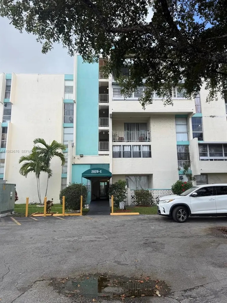 2029 NW 46th Avenue Lauderhill FL 33313