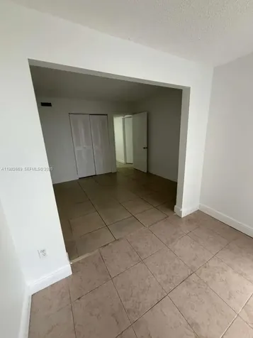 9723 Hammocks Boulevard Miami FL 33196