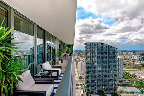 801 S Miami Avenue Miami FL 33130