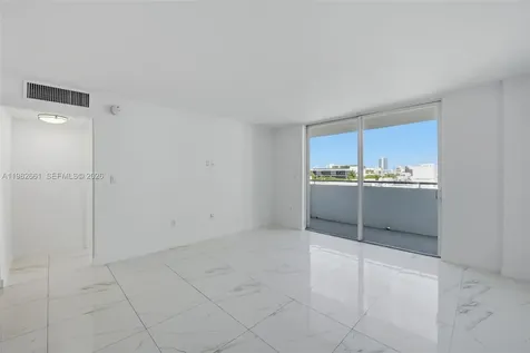 1658 Bay Road Miami Beach FL 33139