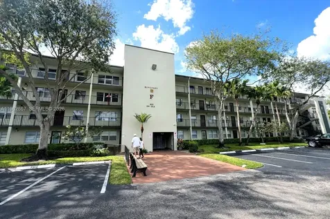 800 SW 131st Avenue Pembroke Pines FL 33027