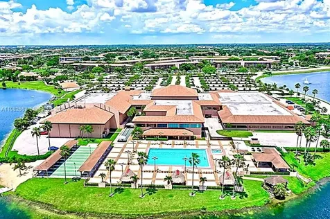 800 SW 131st Avenue Pembroke Pines FL 33027