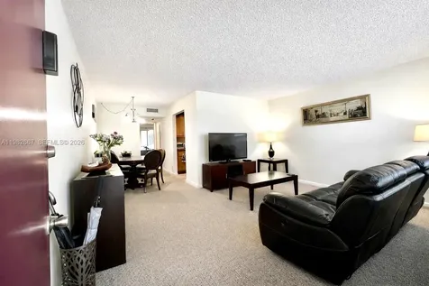 800 SW 131st Avenue Pembroke Pines FL 33027