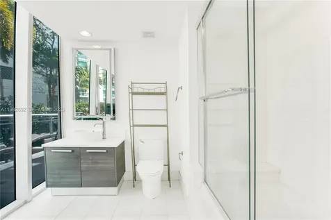 2950 NE 188th Street Aventura FL 33180