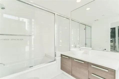 2950 NE 188th Street Aventura FL 33180