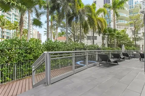 2950 NE 188th Street Aventura FL 33180