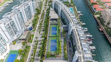 2950 NE 188th Street Aventura FL 33180