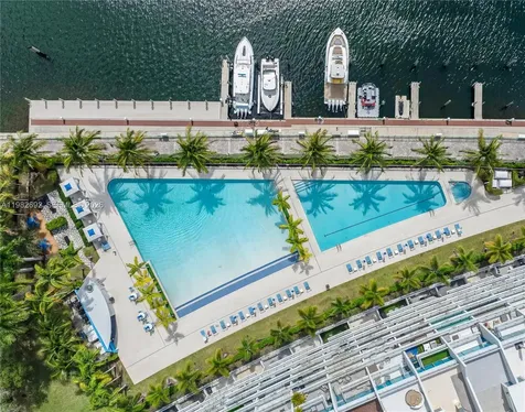 2950 NE 188th Street Aventura FL 33180