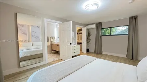 13900 NE 16th Court North Miami FL 33181