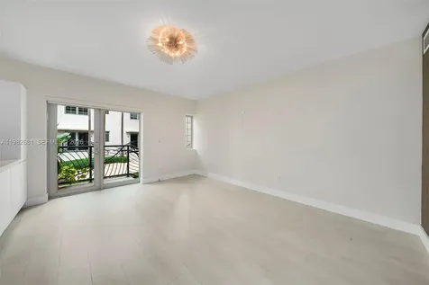 435 21st Street Miami Beach FL 33139