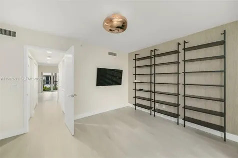 435 21st Street Miami Beach FL 33139