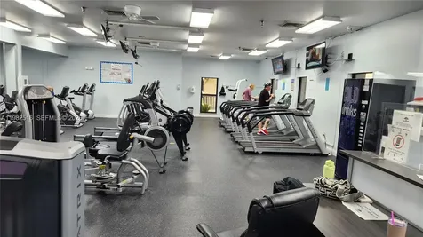 2403 Antigua Circle Coconut Creek FL 33066