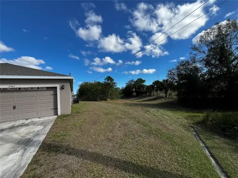 2461 SW Import Drive Port St. Lucie FL 34987