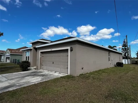 2461 SW Import Drive Port St. Lucie FL 34987