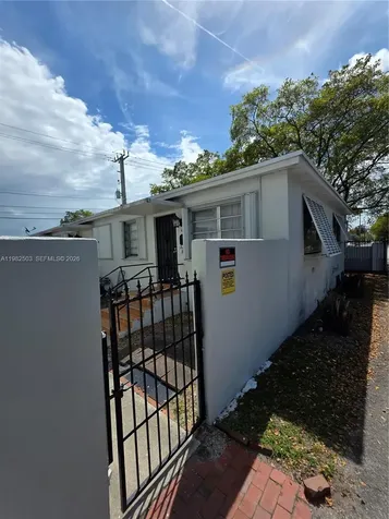 57 Esplanade Drive Miami Springs FL 33166