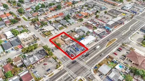 4265 E 8th Avenue Hialeah FL 33013